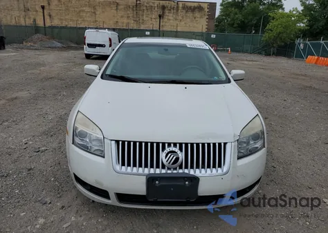 2008 Mercury Milan Premier z USA, uszkodzony, nr VIN 3MEHM08108R615159